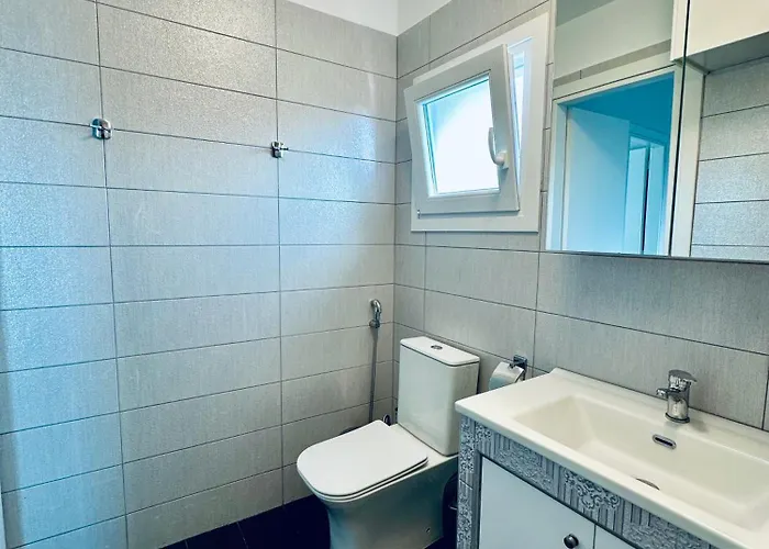 Aris Apartamento *